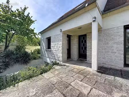maison 6 pièces 142 m²