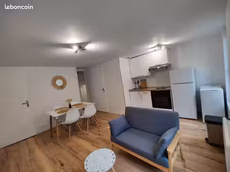 location t2 meublé 30m2 - saint jean d'angély