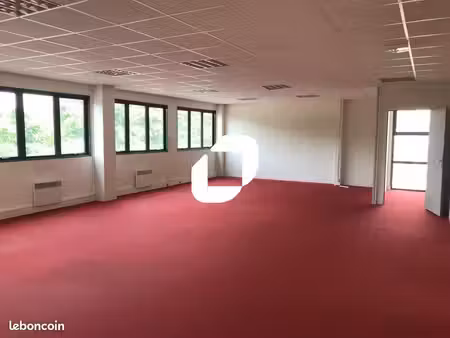 bureaux 500 m²