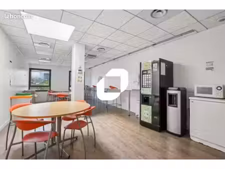 bureau 354 m²
