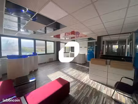 bureau 189 m²