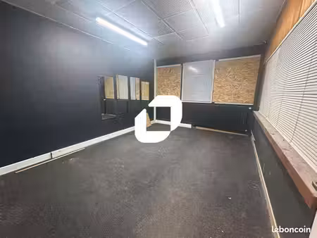 bureau 280 m²