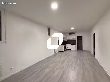 local d'activité 340 m²