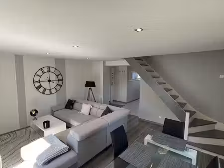 duplex 4 pièces 105 m² avec garage et terrasse à dampierre-les-bois
