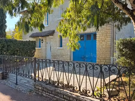 belle maison familiale proche tout commerce et école