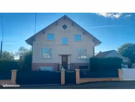 maison 6 pièces de 130 m2