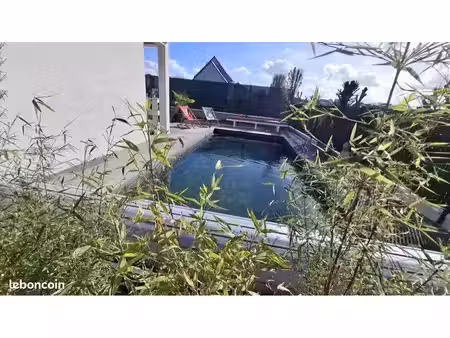 rare á la vente   plain-pied 4ch piscine jacuzzi