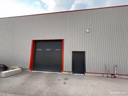 local 94 m² dommartin