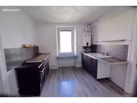 joli appartement t3 48m2 + garage privé + faibles charges