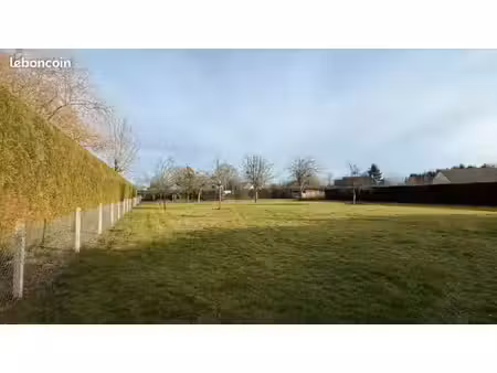 terrain 1 898 m² la chapelle hareng