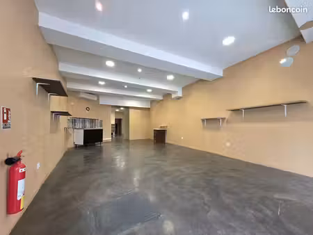 local commercial 109 m² romans sur isere