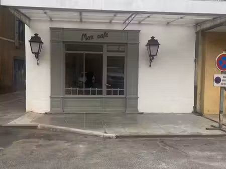 local commercial 83 m² simorre