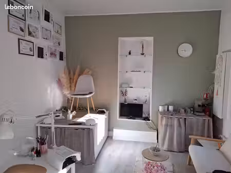 local commercial 20 m² castelnau