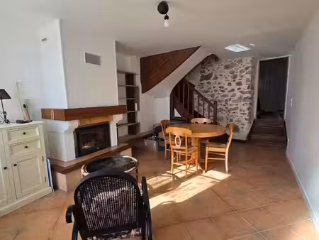 location maison t4  parking  jardin