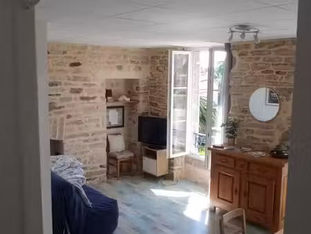 studio en plein centre de begmeil