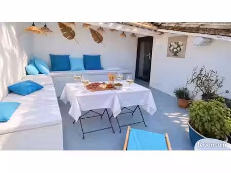 5’ de pézenas  maison de charme rénovée avec terrasse