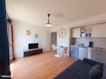 studio meublé – location à l'année – centre-ville la grande-motte – climatisation – terras