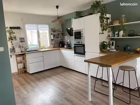maison 3 pièces dans une résidence avec piscine