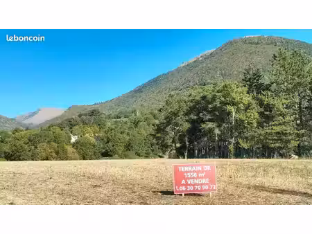 terrain constructible de plus de 1500 m avec vue sur l'obiou la salle en beaumont