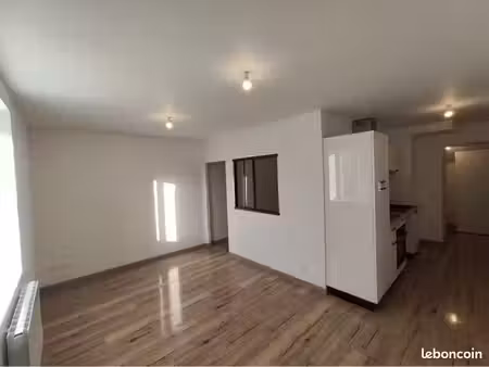 loue appartement t2 40m2