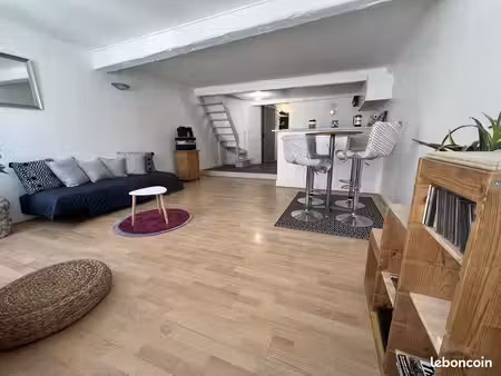 appartement 3 pièces  2 chambres  75 m2 centre ville