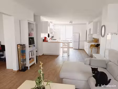 appartement t4 rénové - 80 m² - tours nord / quartier du maine