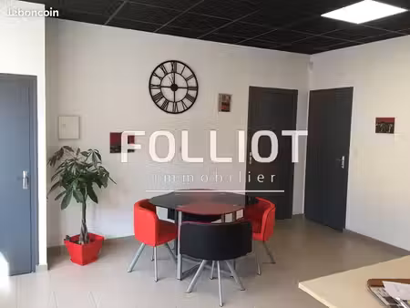 local commercial 80 m² fougeres