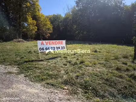 terrain 1 100 m² lons le saunier