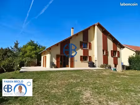 maison 6 pièces 145 m²