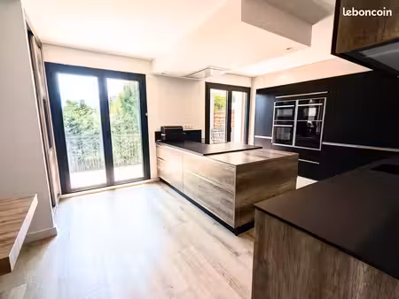 grand appartement familial 4 pièces de 102 m² avec terrasse à eybens limite poisat