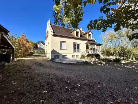 propriété 7 pièces 173 m²