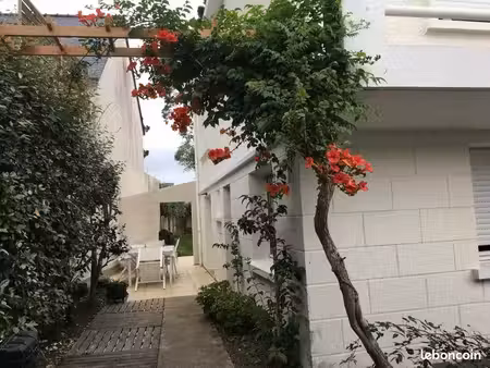 maison 200m port