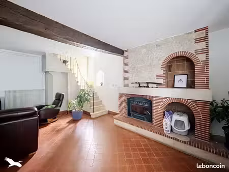 longère 5 pièces 194 m²