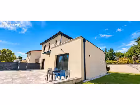 maison 5 pièces 130 m²