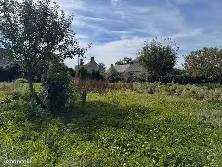 terrain 750 m² treffieux