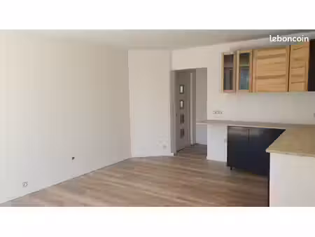 t4 neuf allevard vue dégagée plein sud petit jardin