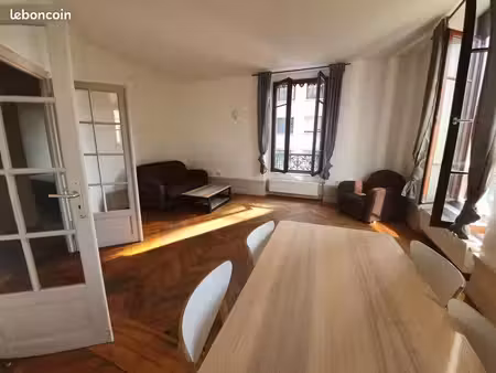 appartement t4  3 grandes chambres hyper centre secteur place grenette