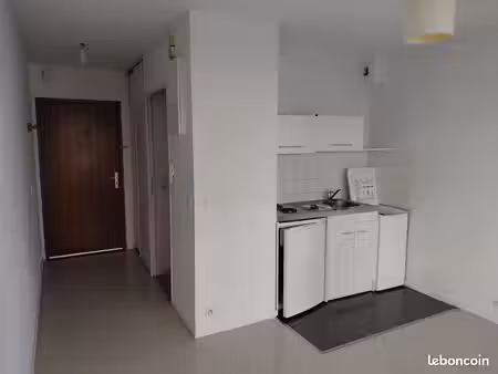 studio 20m2 + parking en sous sol
