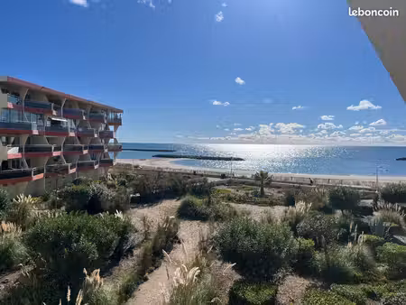 face à la mer. appartement studio + cabine