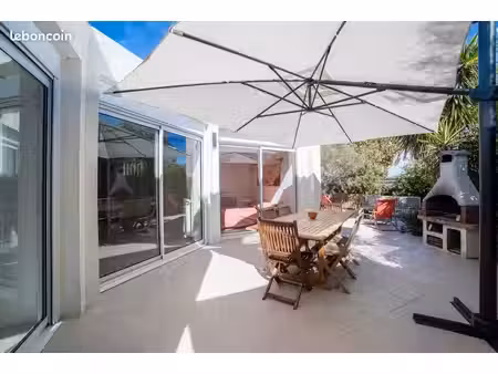 villa rénovée plain-pied t3 65m2 + jardin - bord de mer - quartier couchant - bail mobilit