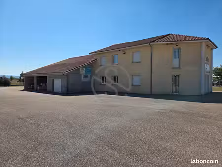 bureaux  entrepôt 480 m² la cote saint andre