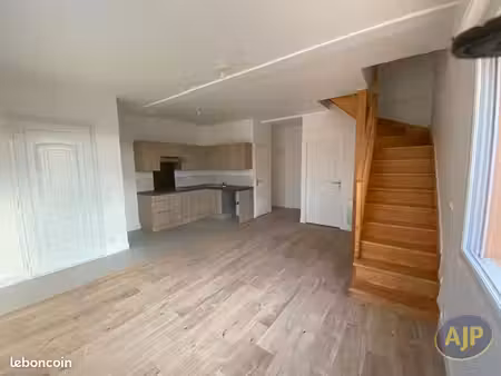 maison 4 pièces 63 m²
