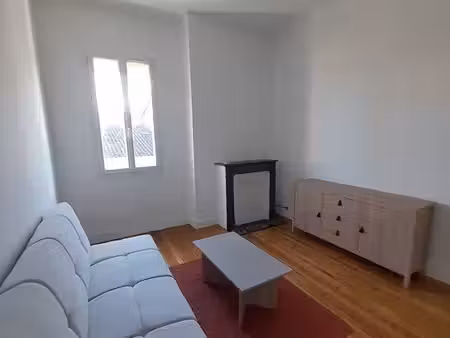 magnifique appartement t2 meublé de 40 m2 refait à neuf proche du lycée magendie (bordeaux
