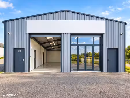 à louer  local commercial et artisanal 195 m²  zone du pastin  créon 33670