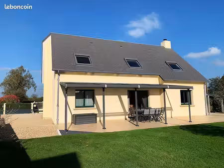 belle maison familiale à chanteloup  à deux pas de bréhal