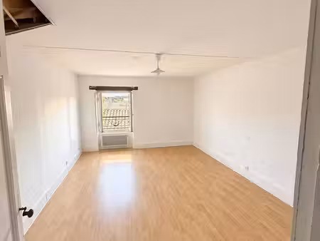 appartement t2 de 52 m2