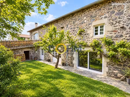 maison 13 pièces 310 m²