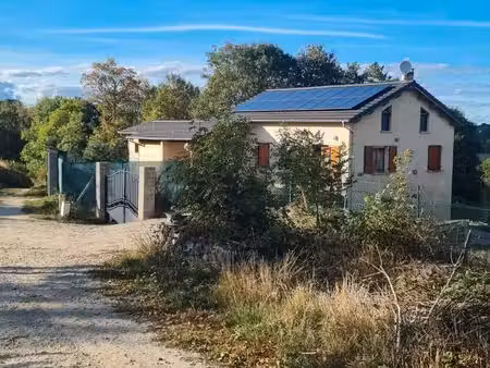 maison à la campagne