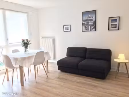 appartement 3p / 2 chambres quartier faubourg madeleine