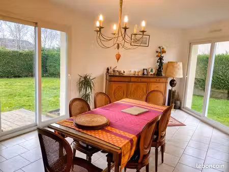 maison familiale 112 m² - 4 chambres (dont rdc) - terrain 758 m² - thouarcé prix : 235 000
